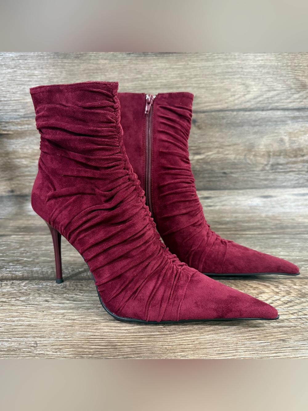 NWOB Jeffrey Campbell Let's Go Pointed Toe Bootie SZ 8 M in WINE SUEDE
